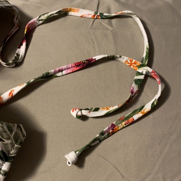 Padded floral bikini top from H&M - Picture 7 of 7